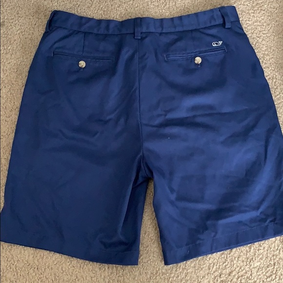 Vineyard Vine Links Short 34 - Picture 2 of 4